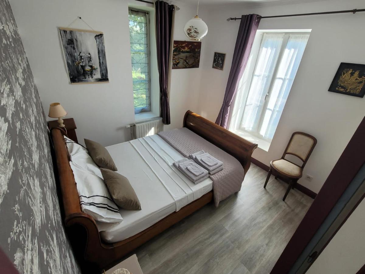 Gites Le Vieux Vinzelles Volvic Eksteriør billede