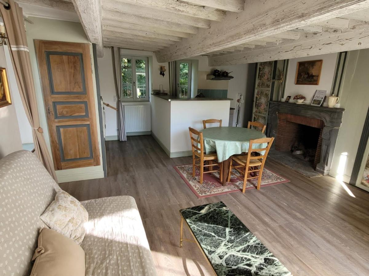 Gites Le Vieux Vinzelles Volvic Eksteriør billede