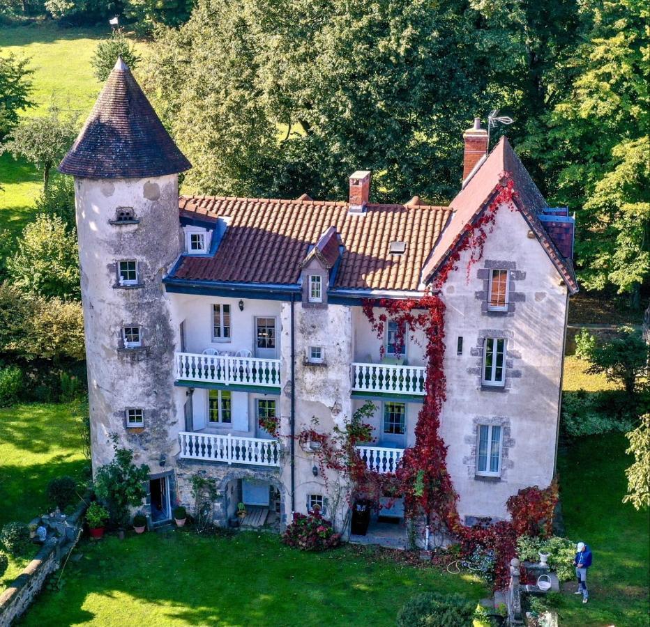 Gites Le Vieux Vinzelles Volvic Eksteriør billede